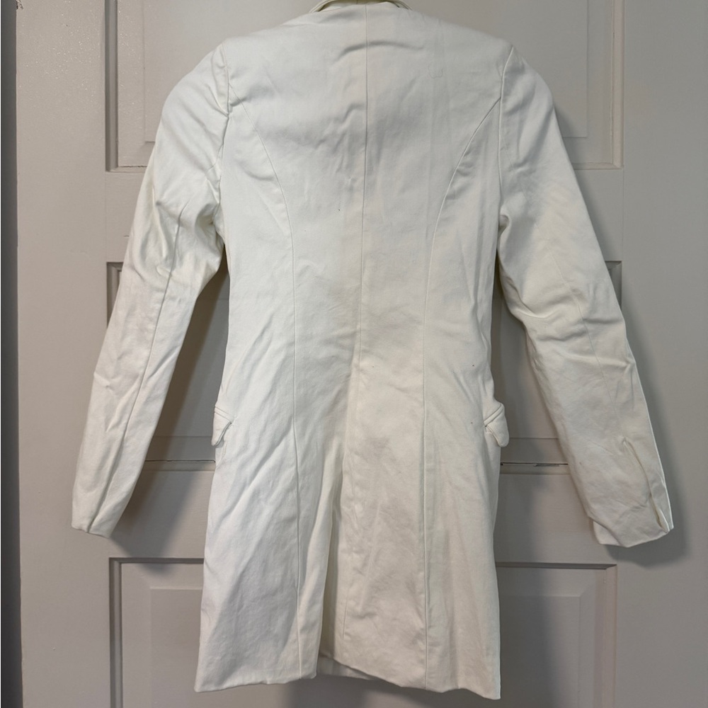 Chic White Double-Breasted Women's Blazer Dress - Picture 2 of 3